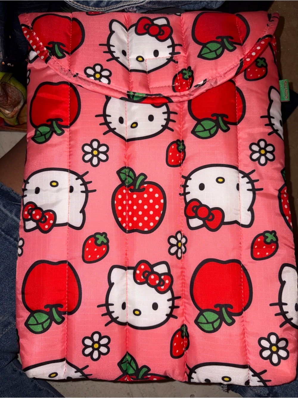 NWT Baggu Puffy Laptop Sleeve 16" - Hello Kitty & Apple